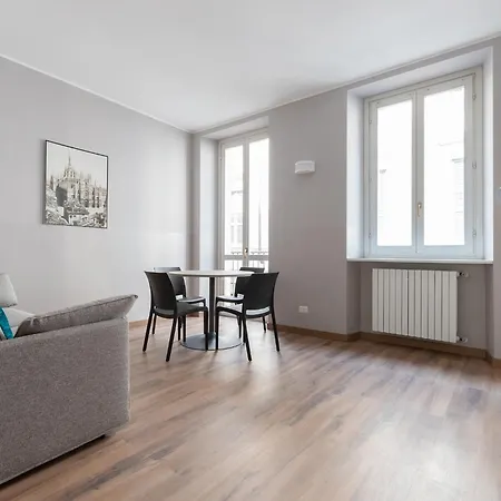 Retreats Duomo Apartment Milan