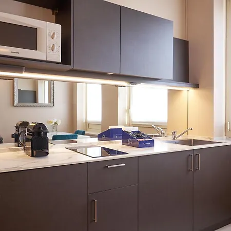 Apartment Retreats Duomo Milan
