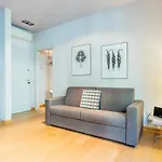 Apartamento Retreats Duomo Milão