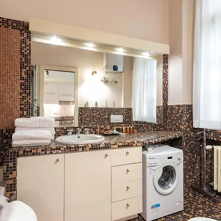 Retreats Duomo Apartment *