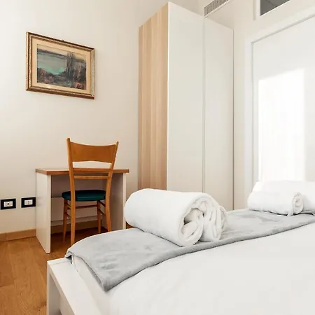 Retreats Duomo Apartment *